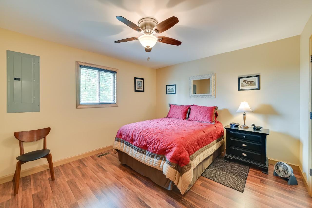 Kentucky Lake Getaway With Lookout Deck, Water View! New Concord Exteriör bild