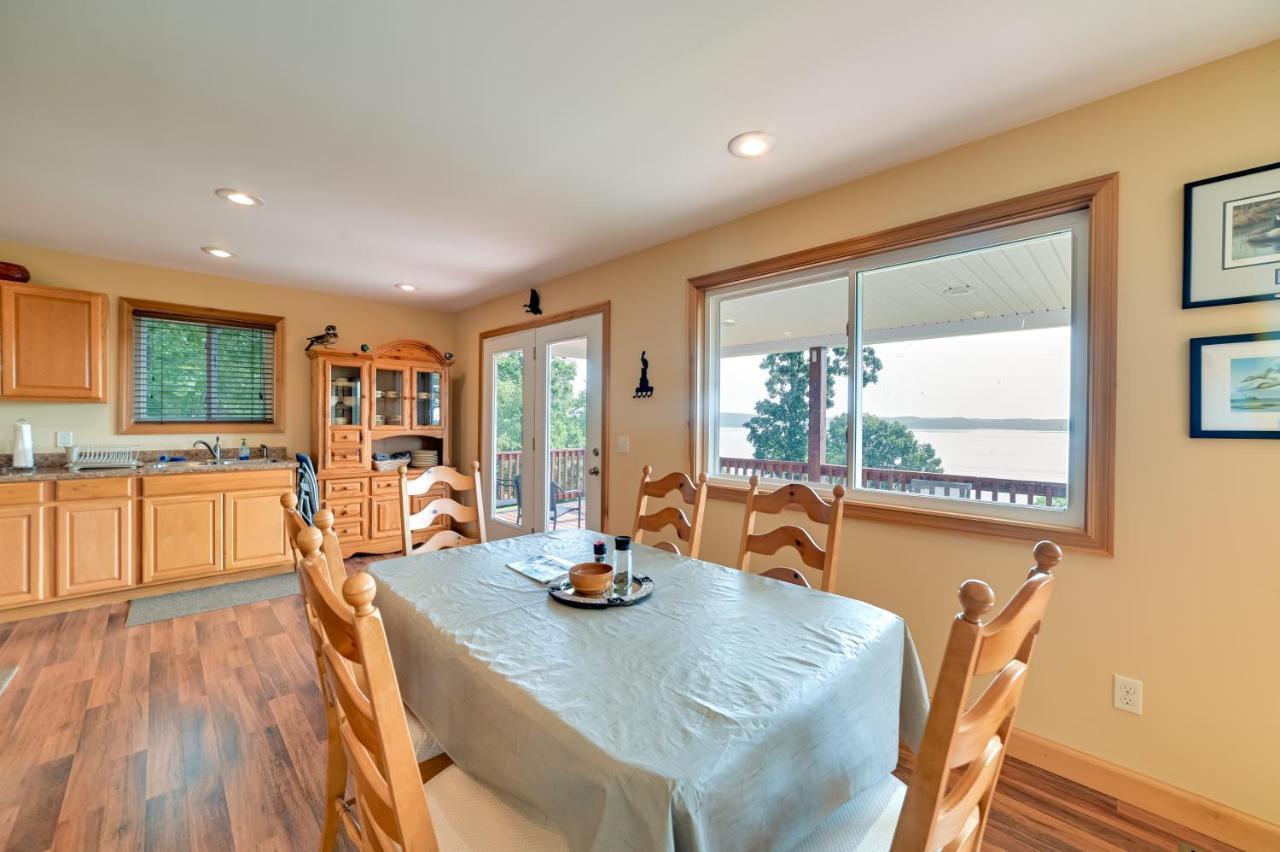 Kentucky Lake Getaway With Lookout Deck, Water View! New Concord Exteriör bild