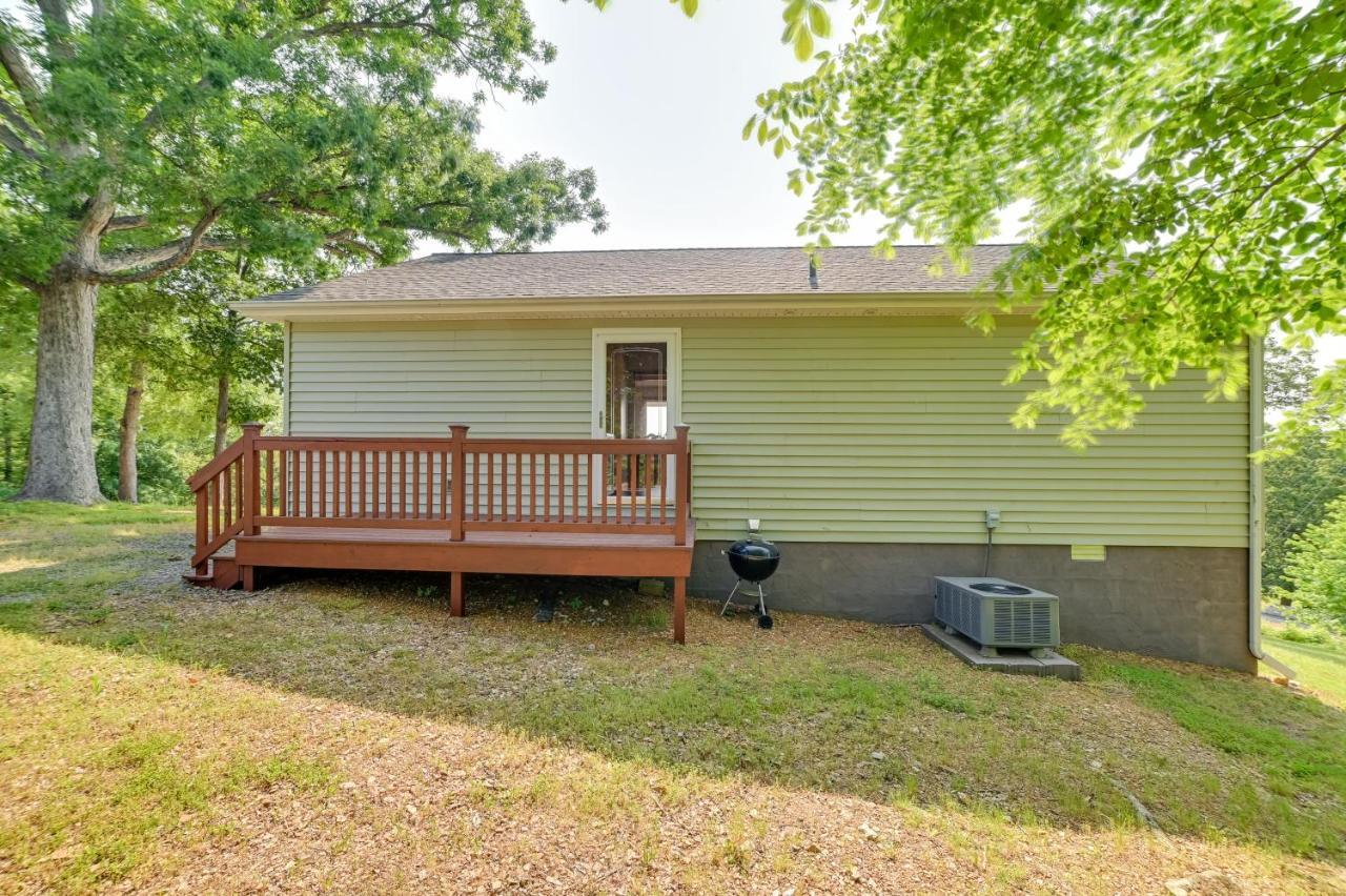 Kentucky Lake Getaway With Lookout Deck, Water View! New Concord Exteriör bild