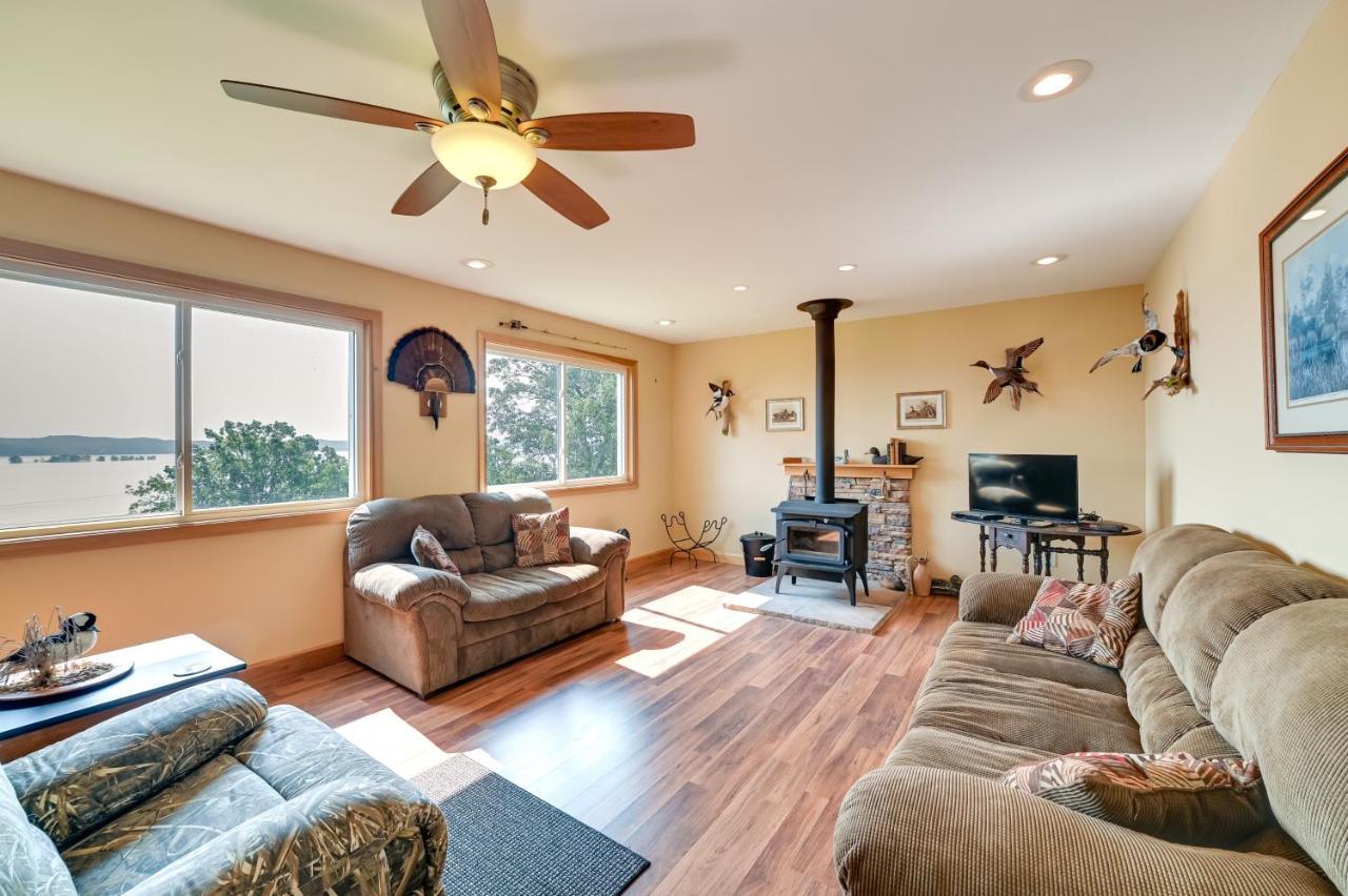 Kentucky Lake Getaway With Lookout Deck, Water View! New Concord Exteriör bild
