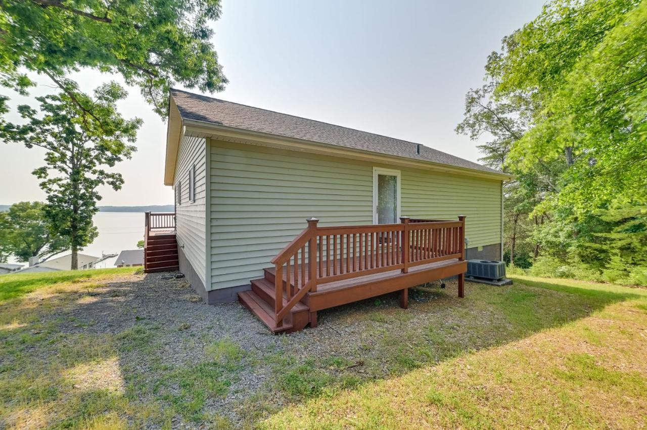 Kentucky Lake Getaway With Lookout Deck, Water View! New Concord Exteriör bild